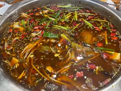 -乡土特色.冷锅鱼.牦牛肉汤锅