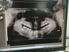 -浙江大学医学院附属口腔医院湖滨（延安）院区