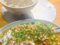招牌过水鱼-郑件洋芋饭庄