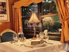 -火车头法国西餐厅