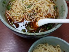-Mlamber麦泊尔兰州牛肉面