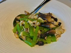 鸡枞菌烧螺片-苏雅经典名食(国际海水浴场店)