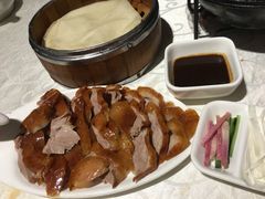 -湖庭壹品鸭王·传统北京烤鸭·别墅私房菜·庭院宵夜(江宁店)