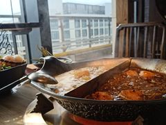 -湊湊火锅·茶憩(杭州湖滨银泰in77店)