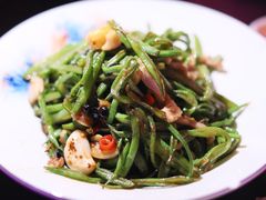 -粉墨特色菜·烧烤音乐酒馆