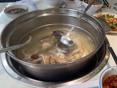 -三个椰子·现砍椰子鸡(金源CBD店)