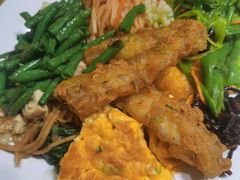 -然一素食餐厅(马利来广场店)