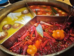 黄金奔驰锅-湊湊火锅·茶憩(上海合生汇店)