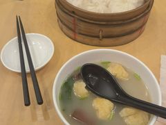 蟹黄大汤包-龙咆汤包·手工现包小笼(拱北口岸店)