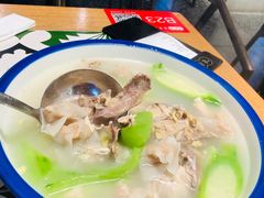 胜瓜鸡架煮东莞手工鱼包-味食家市师鸡(三元里店)