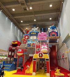 -乐多星球潮玩中心(沈阳嘉里城店)