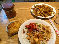 -牛八宝桂林米粉(八里庄店)