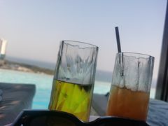 -瑰丽酒店·海吧·天际下午茶·现场DJ·天台酒吧