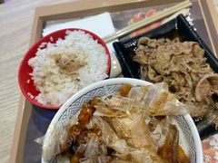 -吉野家(凯旋购物广场店)