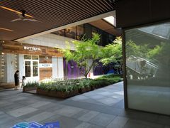 -瑞虹新天地月亮湾