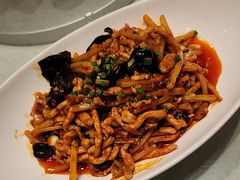 -辛香味烧鱼馆·非遗技艺·排骨红烧肉(光谷医药园店)