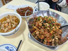 -笨罗卜浏阳菜馆(太平街店)