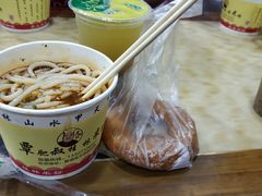-覃肥叔桂林米粉(粮道街店)