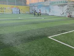 -飞梦少儿足球培训(塘桥校区)