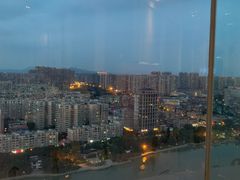 -荣誉国际酒店-云顶旋转餐厅