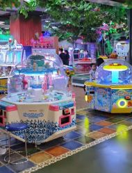 -菲菲羊乐园(临平银泰城店)