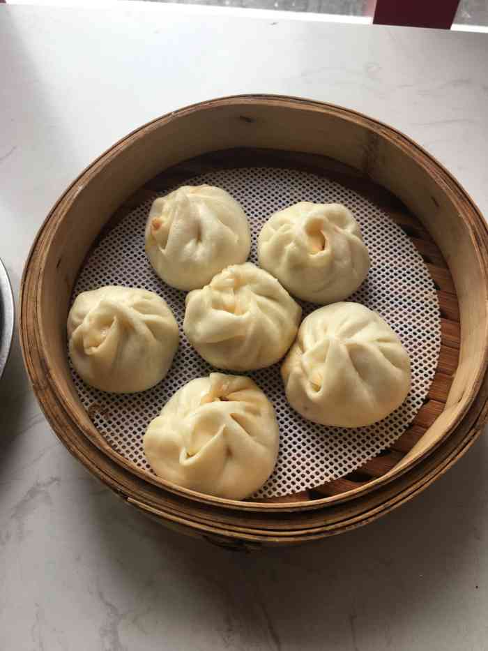 海天汤包美食(北湖南路店)-"这家店位置在北湖南路,麦当劳对面那里,在