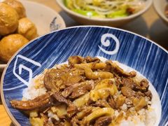 -红猪卤肉饭(大西洋美食城店)