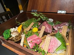 -山川小町·极番烧肉(新地假日广场店)