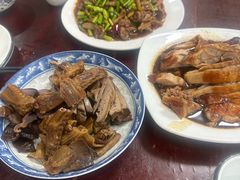 -余杨鸭鸭餐厅