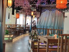 大堂-荷塘秋月·本帮江浙菜(国权路店)