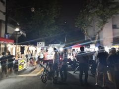 -吴山路夜市
