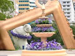 -中航城君尚购物中心