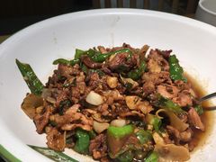 -费大厨辣椒炒肉(万家丽一店)
