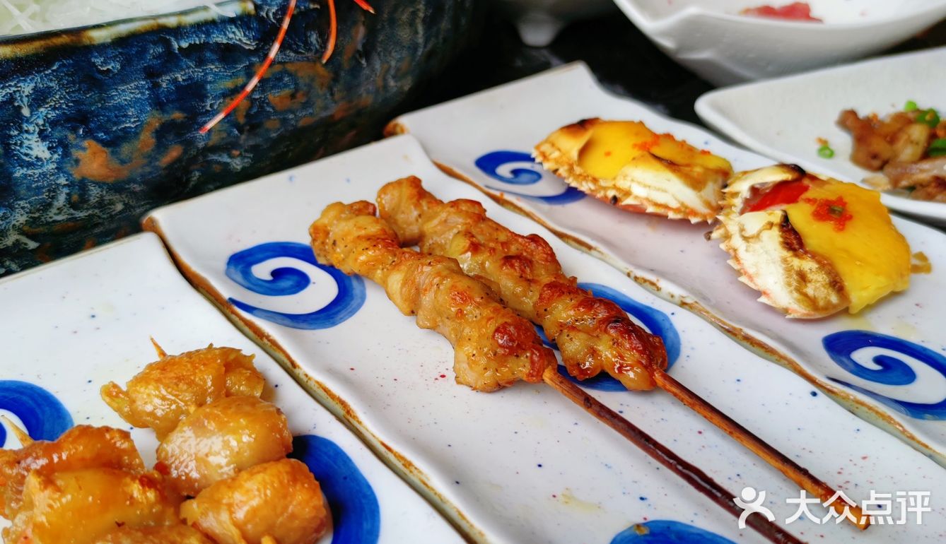 减肥也要去拔草的海鲜日料放题店