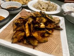 -鹤乡东北菜(崮山路店)