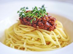 香辣牛肉酱面-LUCCA卢卡西班牙海鲜饭(远洋广场店)