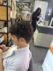 -藤野造型·烫·染发型设计店