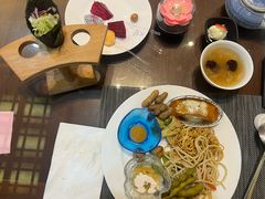 -大佛寺高级素食自助餐厅