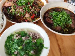 -杨三孃跷脚牛肉(清凤时代店)