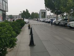 -北京华联万柳购物中心-停车场
