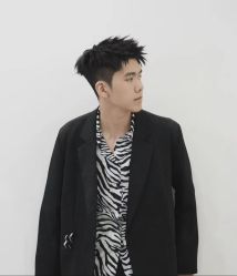 -东方先生国潮男士理发馆
