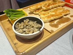 -渔民船说·北塘海鲜·天津菜·海肠捞饭(北塘古镇店)