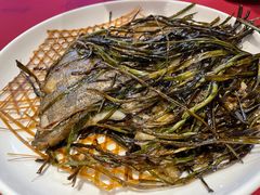 葱烤鸦片鱼头-老吉士酒家(天平路店)
