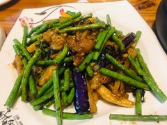 紫苏豆角炒茄子-花溪雨·森林餐厅(石基店)