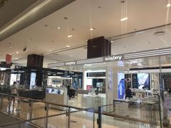 -乐天百货(环球中心店)
