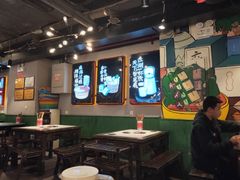 大堂-让签签飞小郡肝串串香(春熙路形象店)