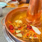 今天和老友念叨了八百次的铜锅涮肉终于吃上了