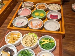 -良米山·云南野生菌过桥米线(上海首店)