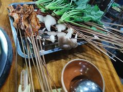 -灌县老妈砂锅串串香(万科红生活广场店)