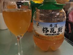 -丝路天山酒店(国际大巴扎店)